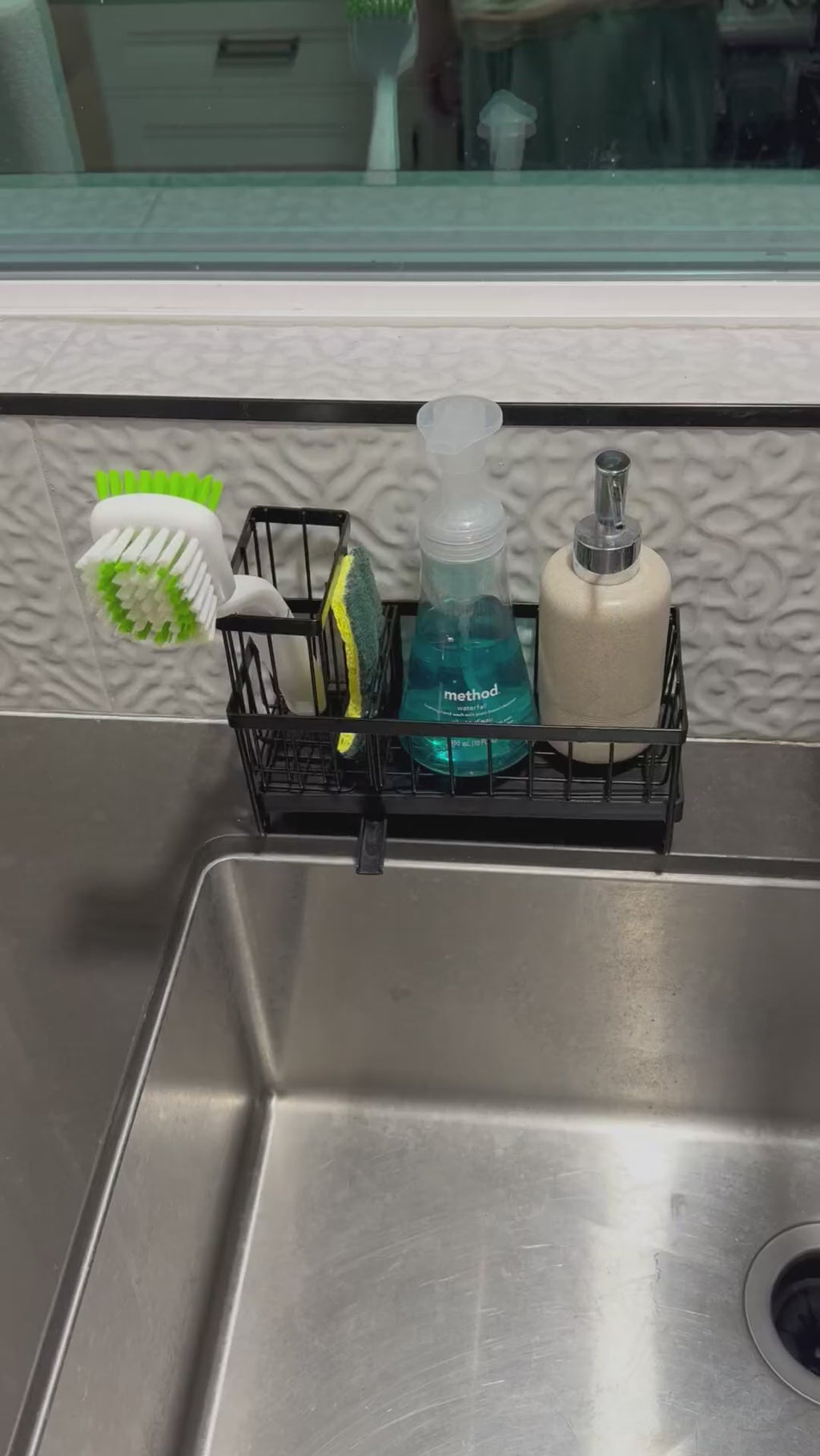 Kitchen’s Point Sponge Holder for Kitchen Sink