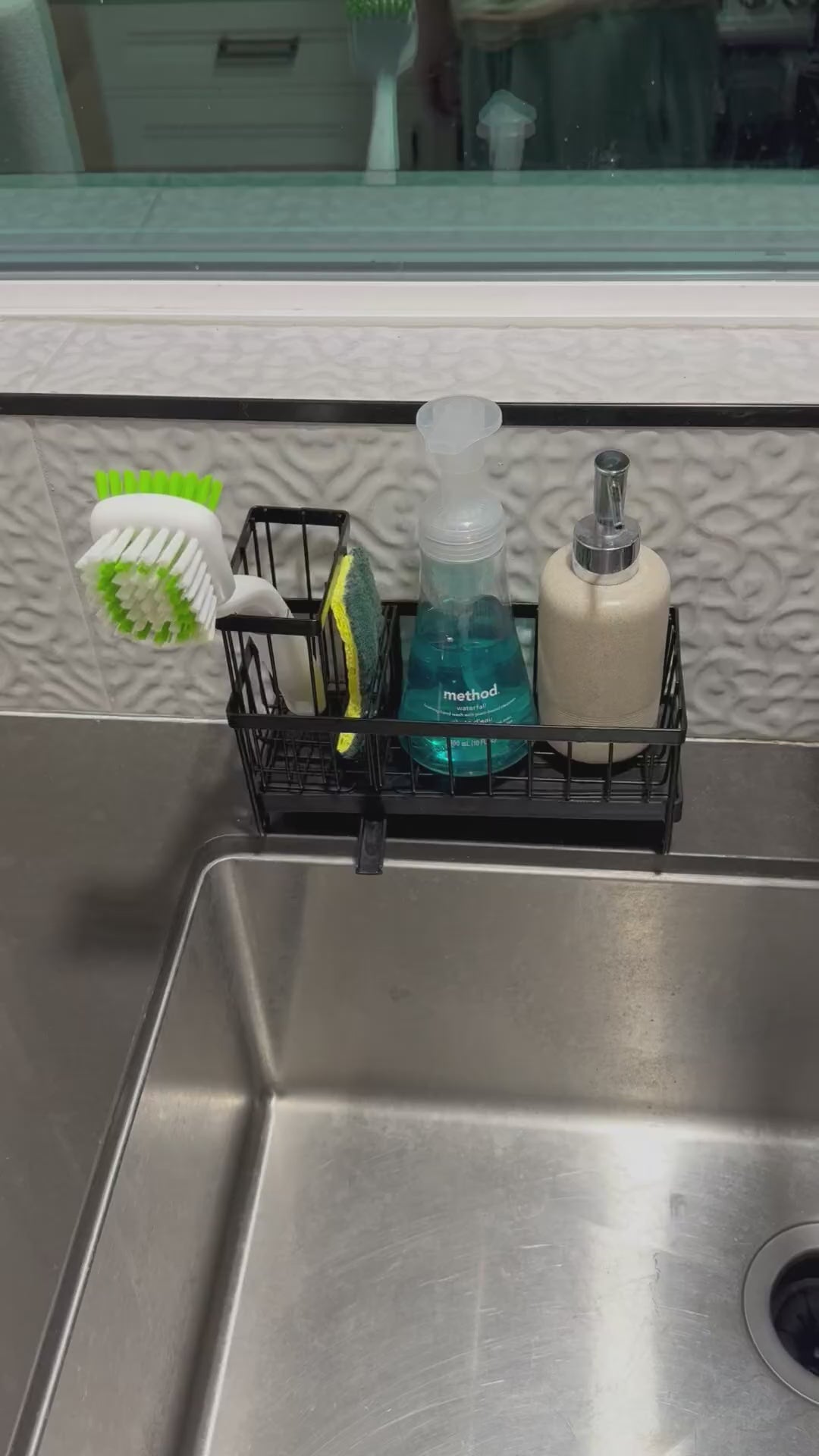 Kitchen’s Point Sponge Holder for Kitchen Sink